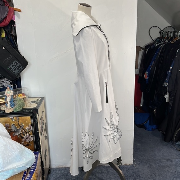 Samuel Dong white coat dress size small - Picture 6 of 10